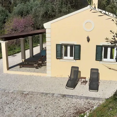 فيلة With Stunning Views Near